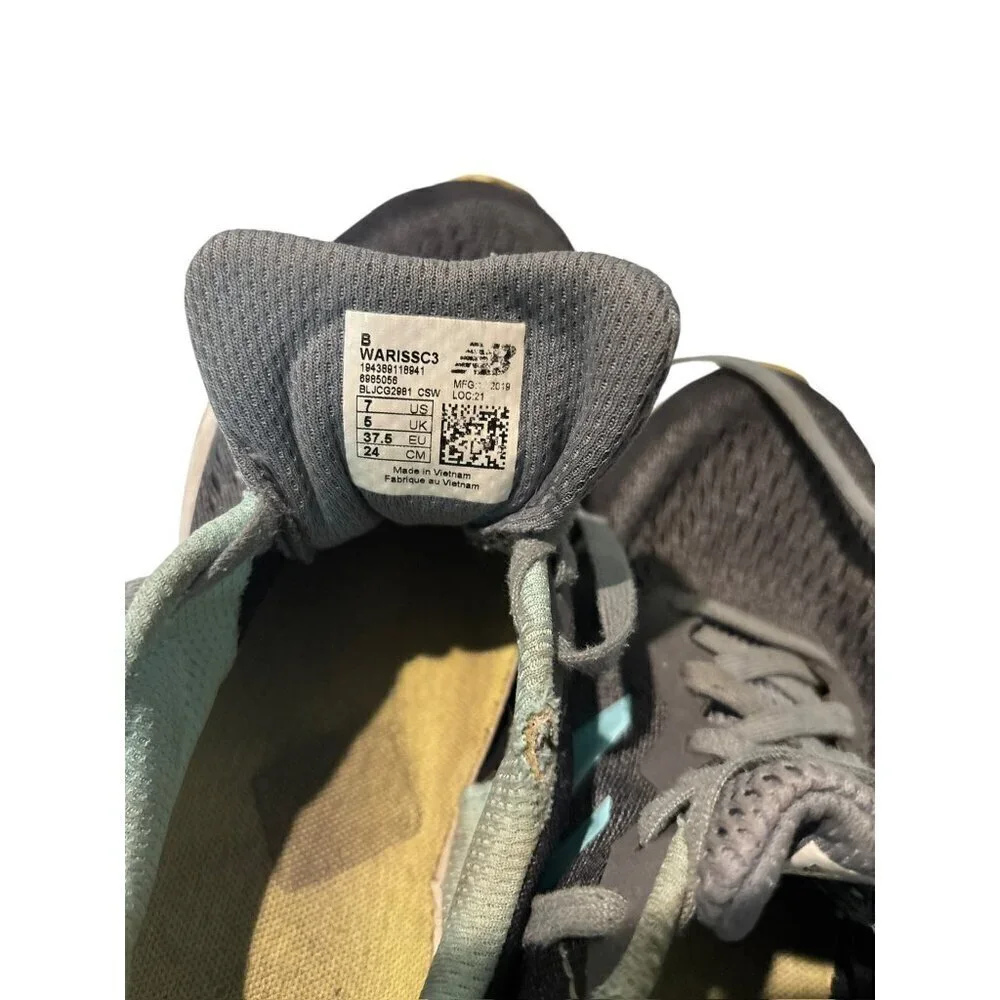 New Balances Women's Sneakers - Picture 4 of 5